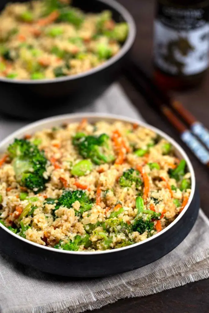 Cauliflower Rice Stir Fry Bowl - Meals Under 200 Calories